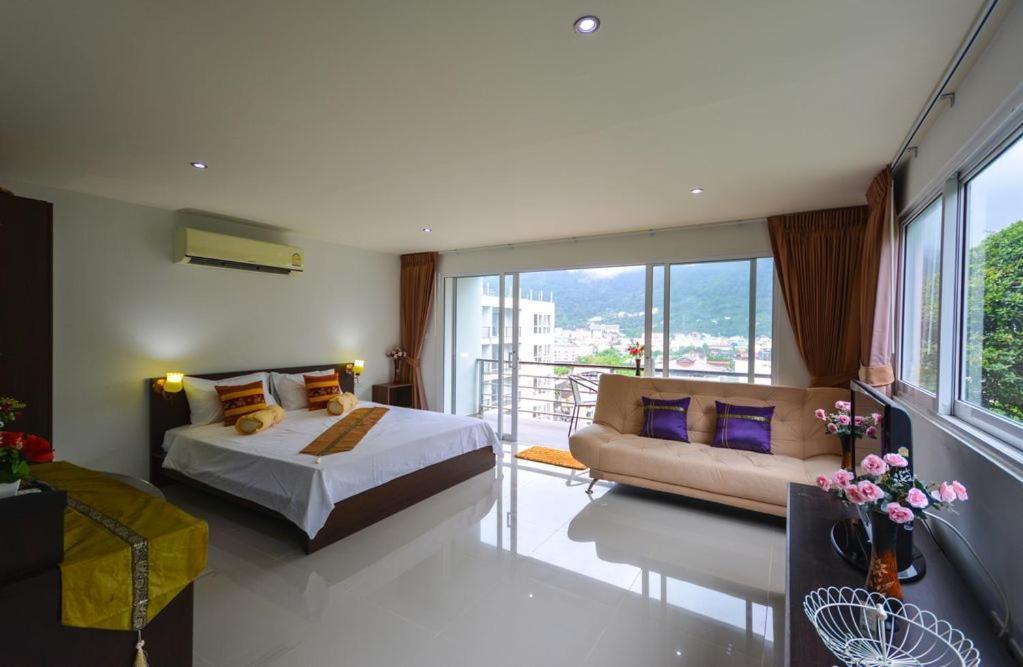Phuketbnbdotcom, Poolmountainveiws, Large Balcony Apartamento Patong