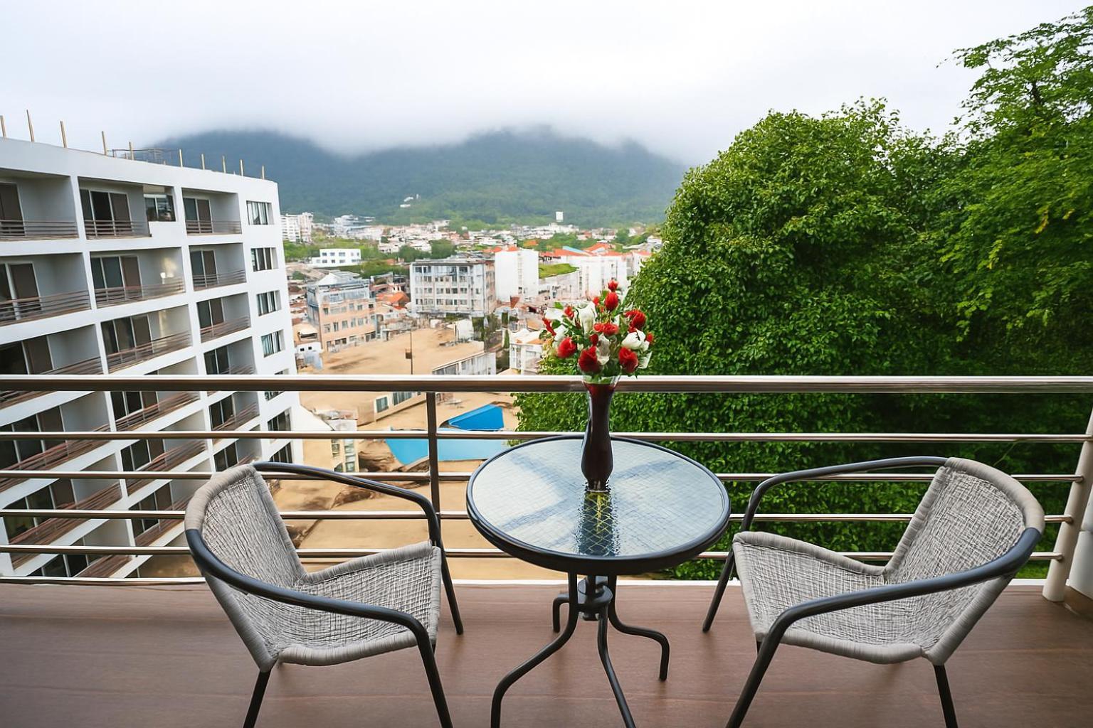 Apartamento Phuketbnbdotcom, Poolmountainveiws, Large Balcony *